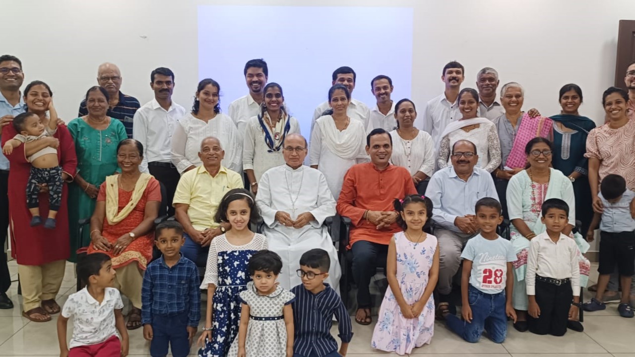 Young Couples from Udupi Commit to Missionary Families of Christ